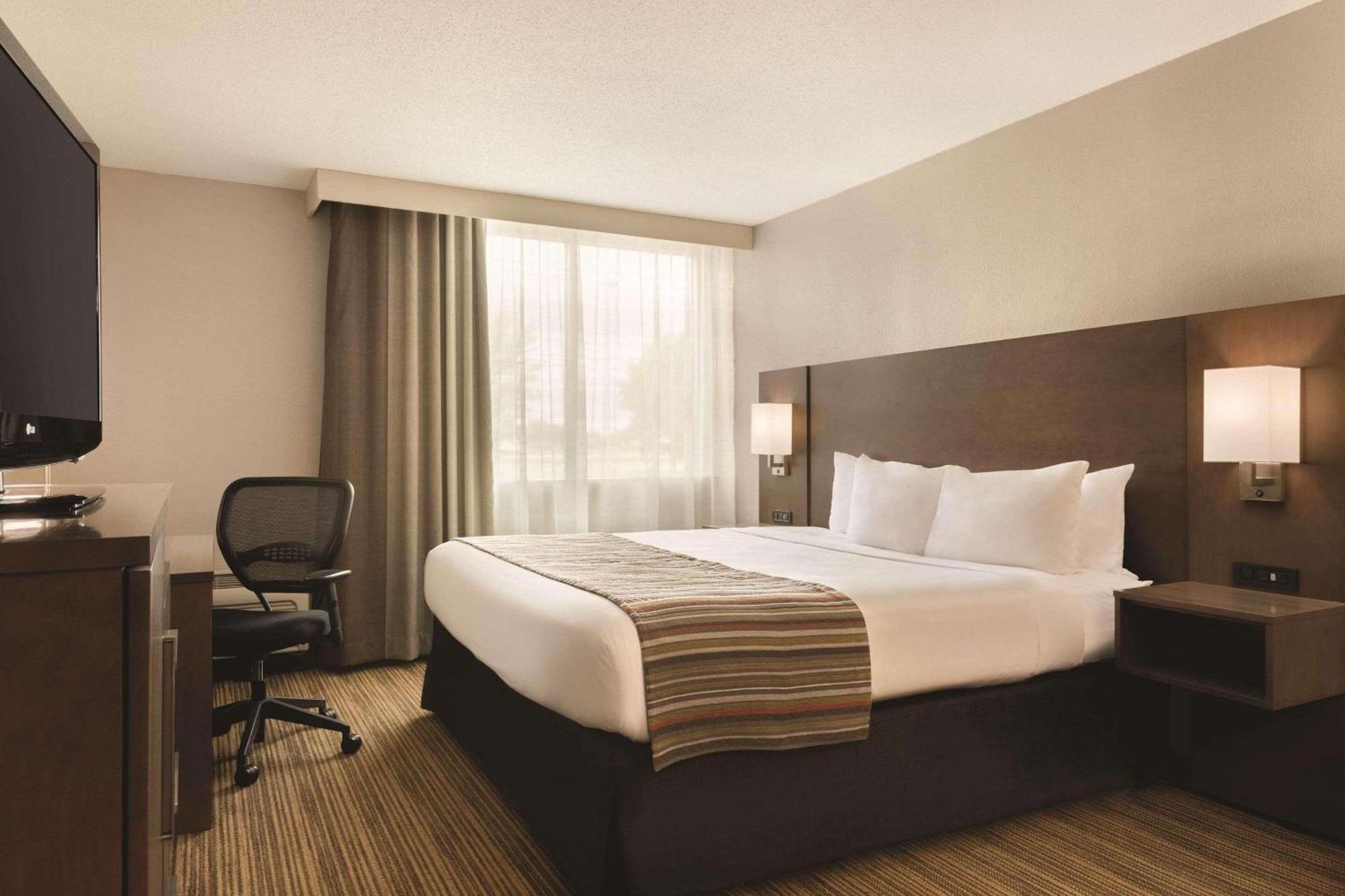 Country Inn & Suites By Radisson, Fergus Falls, Mn Zewnętrze zdjęcie