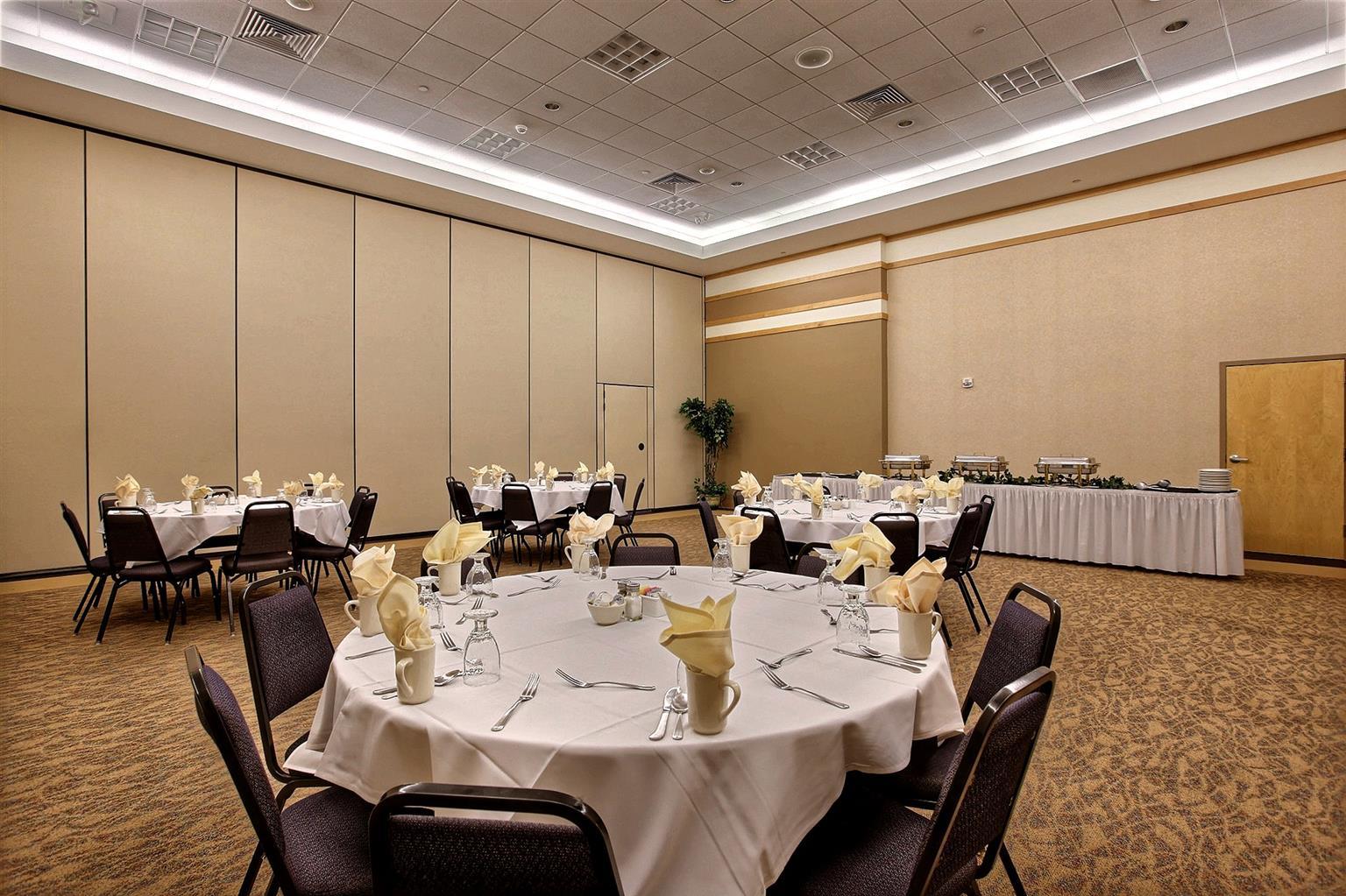 Country Inn & Suites By Radisson, Fergus Falls, Mn Restauracja zdjęcie