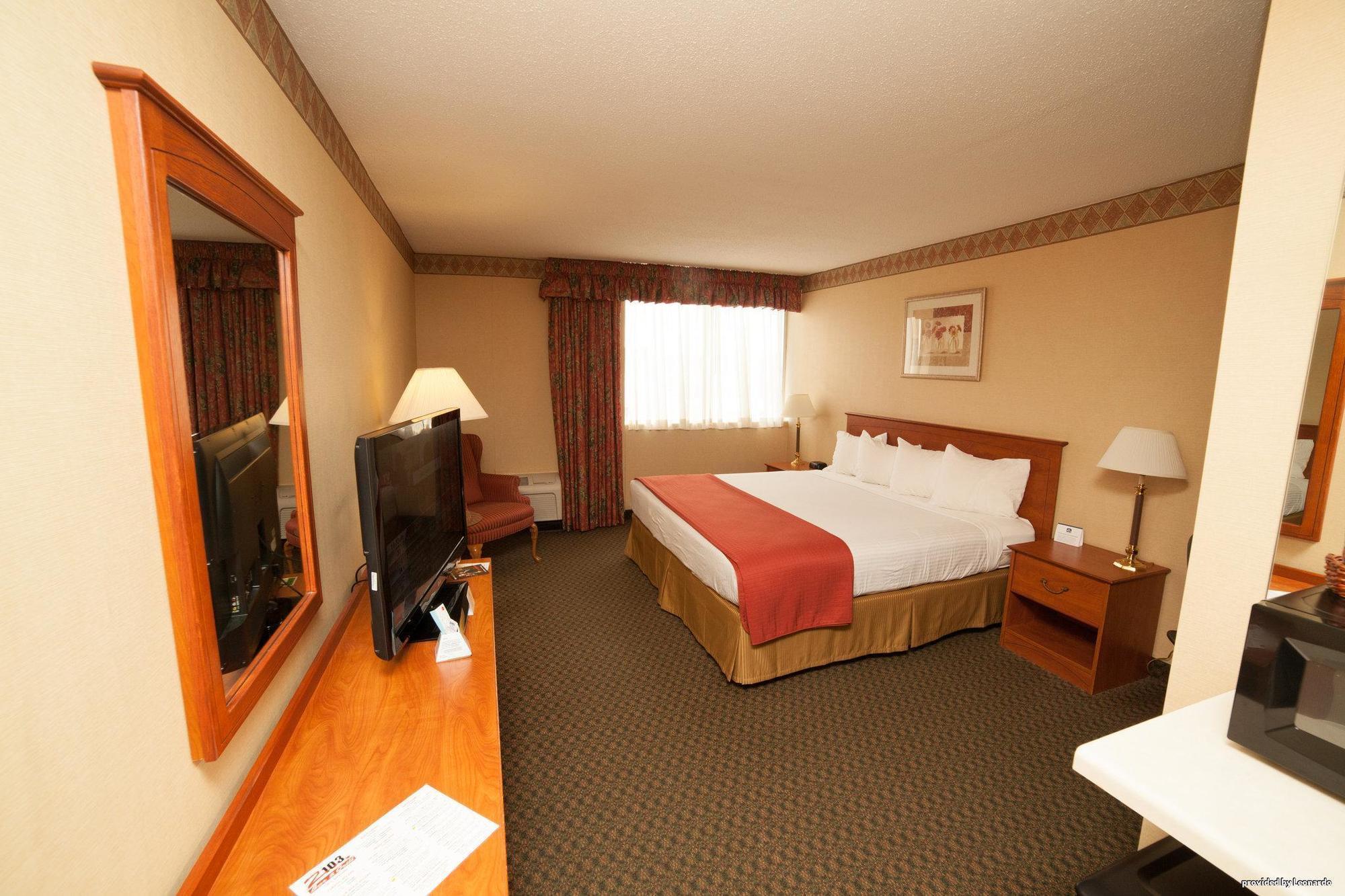 Country Inn & Suites By Radisson, Fergus Falls, Mn Zewnętrze zdjęcie