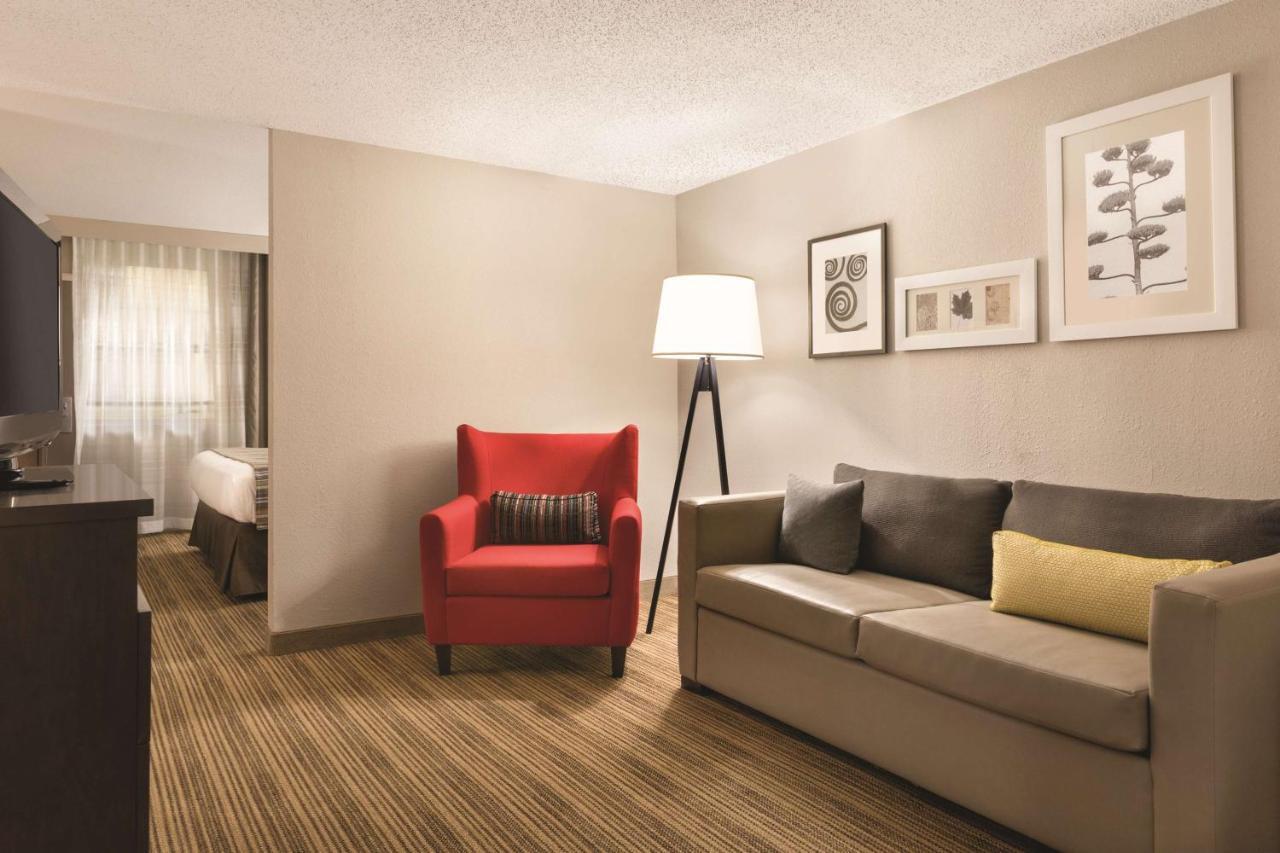 Country Inn & Suites By Radisson, Fergus Falls, Mn Zewnętrze zdjęcie